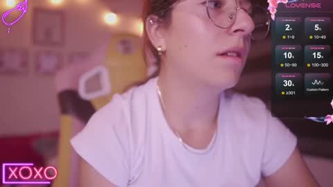 MILLY online show from February 26, 2025, 10:42 pm