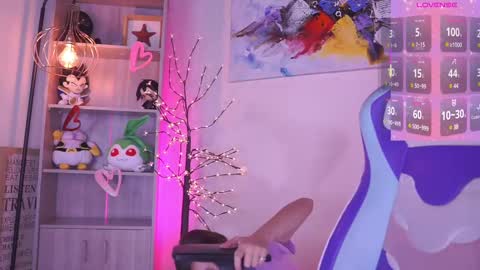 MILLY online show from March 8, 2025, 4:50 pm