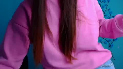 Milly online show from December 3, 2025, 6:43 am