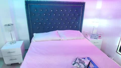 Milu ballmer  online show from October 18, 2025, 11:33 am