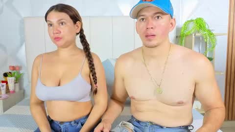 Snapshot of mily_and_mateo chatting on May 31, 2026, 5:26 am Mily and Mateo online show from May 31, 2026, 5:26 am
