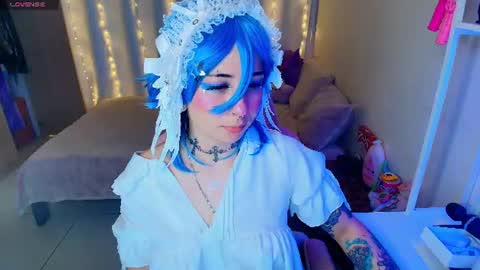 Snapshot of mily_milk_ chatting on July 14, 2026, 10:43 am mily_milk_ online show from July 14, 2026, 10:43 am