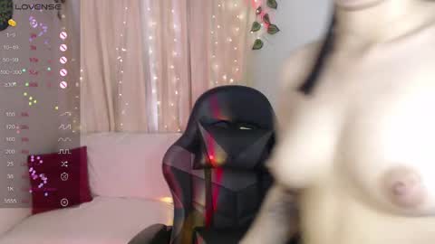 Mily online show from May 8, 2026, 10:04 pm