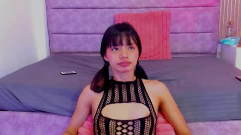 Mila  online show from March 15, 2026, 12:33 pm