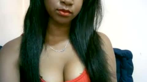 Snapshot of mimie32 chatting on June 23, 2026, 7:28 am mimie32 online show from June 23, 2026, 7:28 am