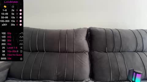 Mimi online show from March 8, 2025, 2:08 pm