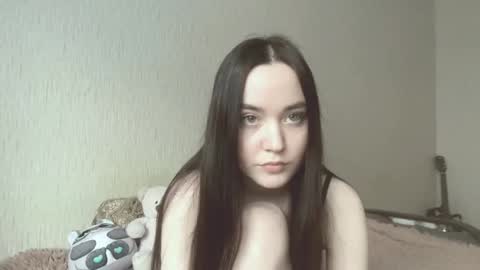 mimipurr online show from January 12, 2026, 9:58 am