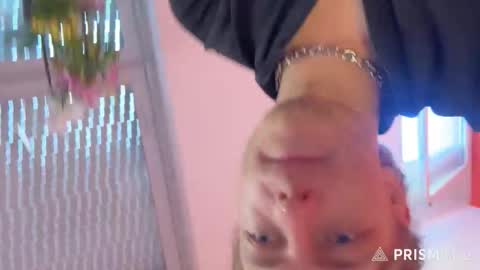 mimiro12 online show from October 13, 2025, 1:00 pm