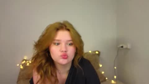 hi Im Mina  online show from February 7, 2026, 3:27 pm