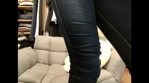 minami0804 online show from September 24, 2025, 1:42 am