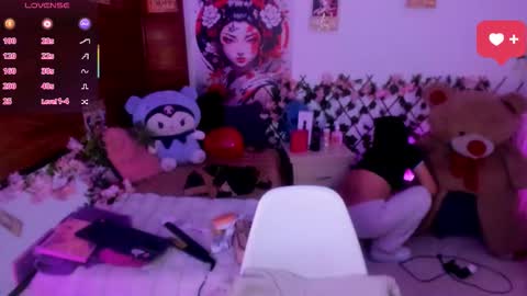 Snapshot of minami_nakamura chatting on February 15, 2026, 10:17 pm minami_nakamura online show from February 15, 2026, 10:17 pm