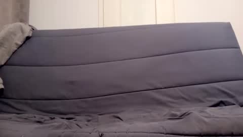 Ll online show from December 7, 2024, 7:27 am