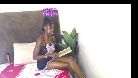 minatah6 online show from November 29, 2025, 10:24 pm