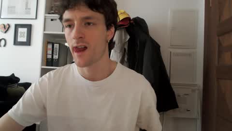 Mindly online show from December 15, 2025, 12:42 pm