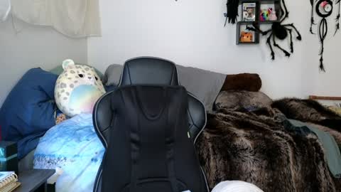 Mindy Mars online show from January 3, 2025, 8:22 pm