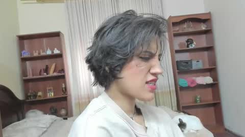 Snapshot of minefoxy2 chatting on January 13, 2026, 1:49 pm Amber online show from January 13, 2026, 1:49 pm