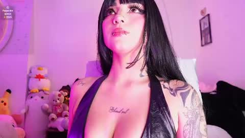 Snapshot of ming_yue_ chatting on June 16, 2026, 5:21 am My name is Fer Nice to meet you give it a thumbs up please its important online show from June 16, 2026, 5:21 am