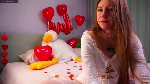 Snapshot of minhgrow chatting on February 13, 2026, 1:34 am Mary online show from February 13, 2026, 1:34 am