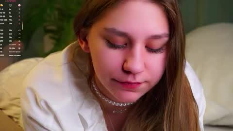 Snapshot of minhgrow chatting on February 17, 2026, 1:24 am Mary online show from February 17, 2026, 1:24 am