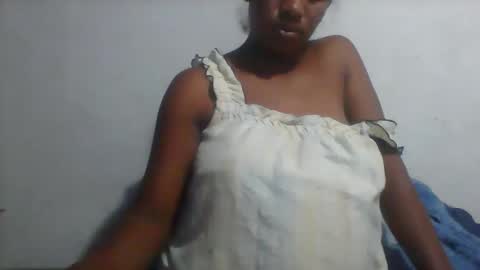 Snapshot of minie4tina chatting on March 12, 2026, 5:13 am Minie4Tina online show from March 12, 2026, 5:13 am