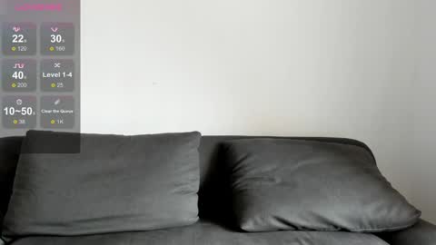 Snapshot of minimaia chatting on February 14, 2025, 3:00 am Maya online show from February 14, 2025, 3:00 am