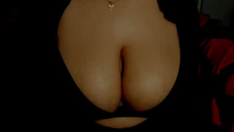 Snapshot of minka0 chatting on December 23, 2024, 9:08 pm minka0 online show from December 23, 2024, 9:08 pm