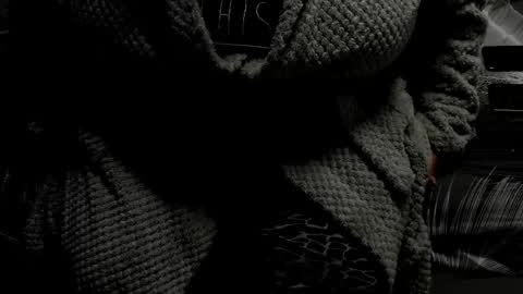 Snapshot of minka0 chatting on February 15, 2026, 8:16 pm minka0 online show from February 15, 2026, 8:16 pm