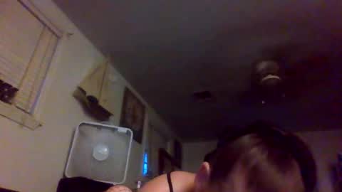 Snapshot of minnie2sexi chatting on May 28, 2026, 1:14 am Minnie online show from May 28, 2026, 1:14 am