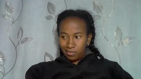 minouch211907 online show from March 11, 2026, 12:16 am