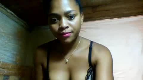 Snapshot of miorasexy chatting on February 3, 2026, 6:11 am miorasexy online show from February 3, 2026, 6:11 am