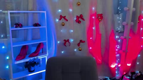 Snapshot of mipsymipson chatting on December 27, 2024, 4:43 pm NEXT STREAM NOVEMBER  27282930 online show from December 27, 2024, 4:43 pm