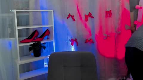 Snapshot of mipsymipson chatting on January 7, 2025, 7:20 am NEXT STREAM NOVEMBER  27282930 online show from January 7, 2025, 7:20 am
