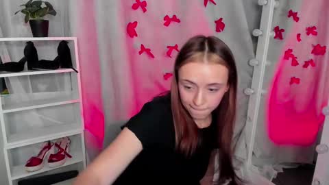 Snapshot of mipsymipson chatting on February 18, 2025, 4:16 pm NEXT STREAM NOVEMBER  27282930 online show from February 18, 2025, 4:16 pm