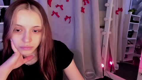 Snapshot of mipsymipson chatting on March 4, 2025, 10:24 am NEXT STREAM NOVEMBER  27282930 online show from March 4, 2025, 10:24 am