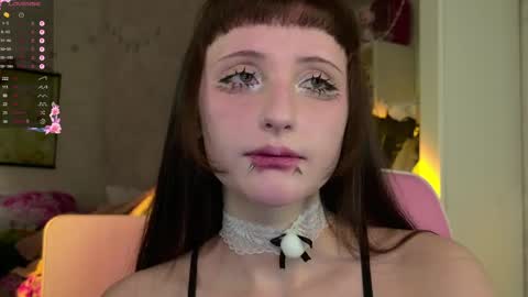 Mira online show from April 6, 2026, 10:22 pm