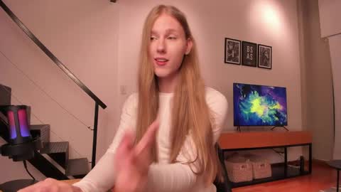 Mira online show from April 6, 2026, 2:42 am