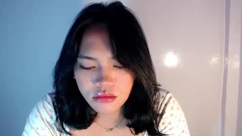 Snapshot of mira_luna222 chatting on February 21, 2025, 1:11 am Mira Bella online show from February 21, 2025, 1:11 am