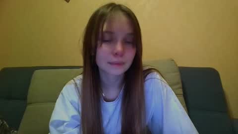 Snapshot of mira_princess chatting on April 30, 2026, 5:52 pm MIRAcle online show from April 30, 2026, 5:52 pm