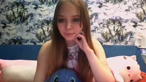 Snapshot of mira_princess chatting on June 1, 2026, 5:47 pm MIRAcle online show from June 1, 2026, 5:47 pm