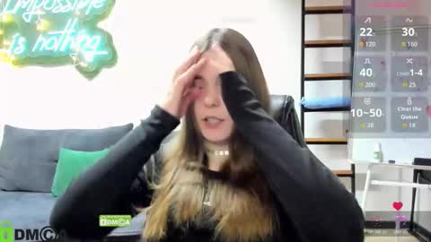 miraa_bloom online show from December 15, 2025, 2:10 pm