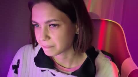 MiraLaPics online show from April 14, 2026, 1:33 am