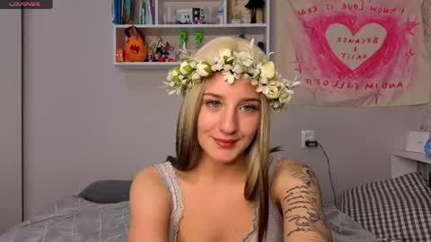 Cassie online show from May 17, 2026, 5:53 pm