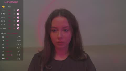 Kira online show from October 25, 2025, 7:08 pm