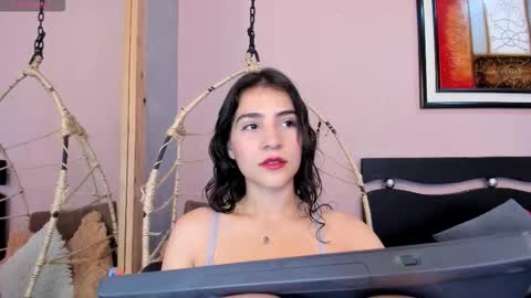    online show from October 17, 2025, 12:08 pm