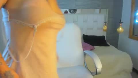 Snapshot of miranda_green_ chatting on July 10, 2026, 3:14 pm Miranda online show from July 10, 2026, 3:14 pm