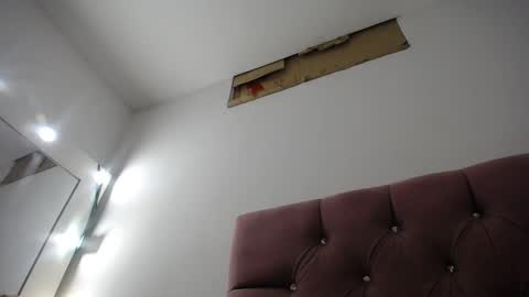 Snapshot of miranda_zacky chatting on September 25, 2025, 11:19 pm Miranda Indep Model Thank you very much for all your support online show from September 25, 2025, 11:19 pm