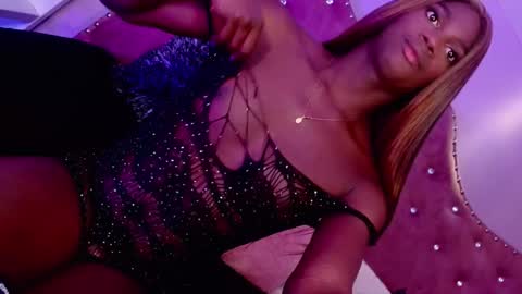 mirandaacollins online show from October 2, 2025, 3:35 am