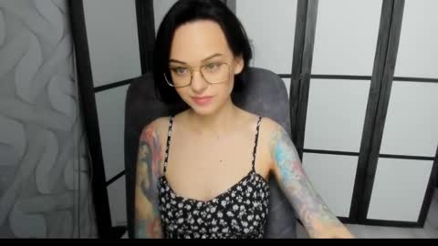 Mira online show from March 10, 2025, 11:27 pm