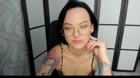 Mira online show from March 11, 2025, 2:32 am