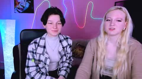 Snapshot of mirginia_lovely chatting on March 2, 2026, 10:22 am mirgi online show from March 2, 2026, 10:22 am